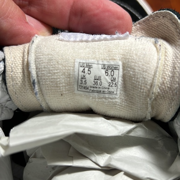 VANS Unisex Black & White Hightop Sneakers - Picture 10 of 10